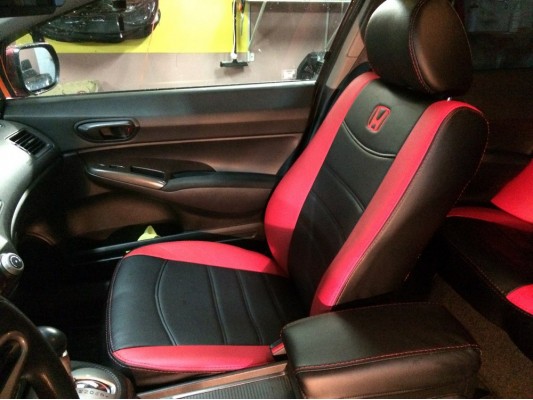 Авточехлы на Honda Civic 8 4D