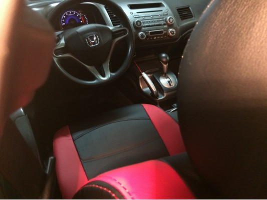 Авточехлы на Honda Civic 8 4D
