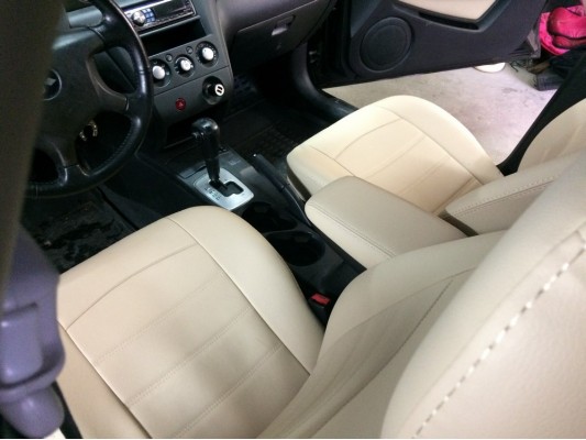 Авточехлы на Mitsubishi Outlander