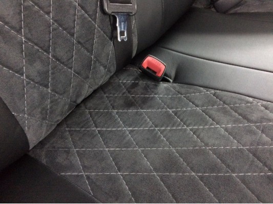 Авточехлы на Toyota Yaris