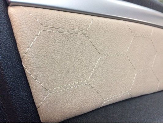 Перетяжка дверных карт